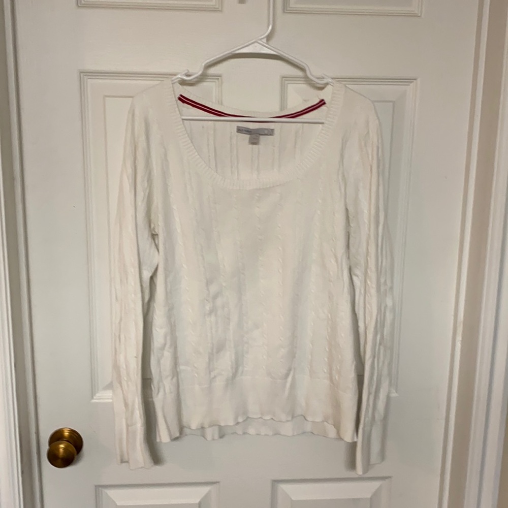 Pull over sweater
